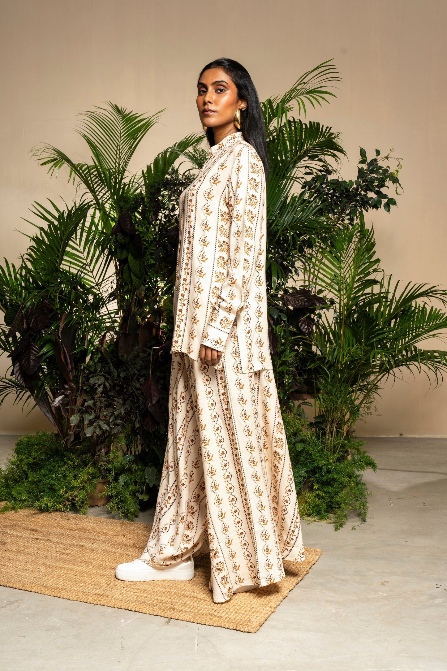 Champagne Riviera Kurta With Draped Pants