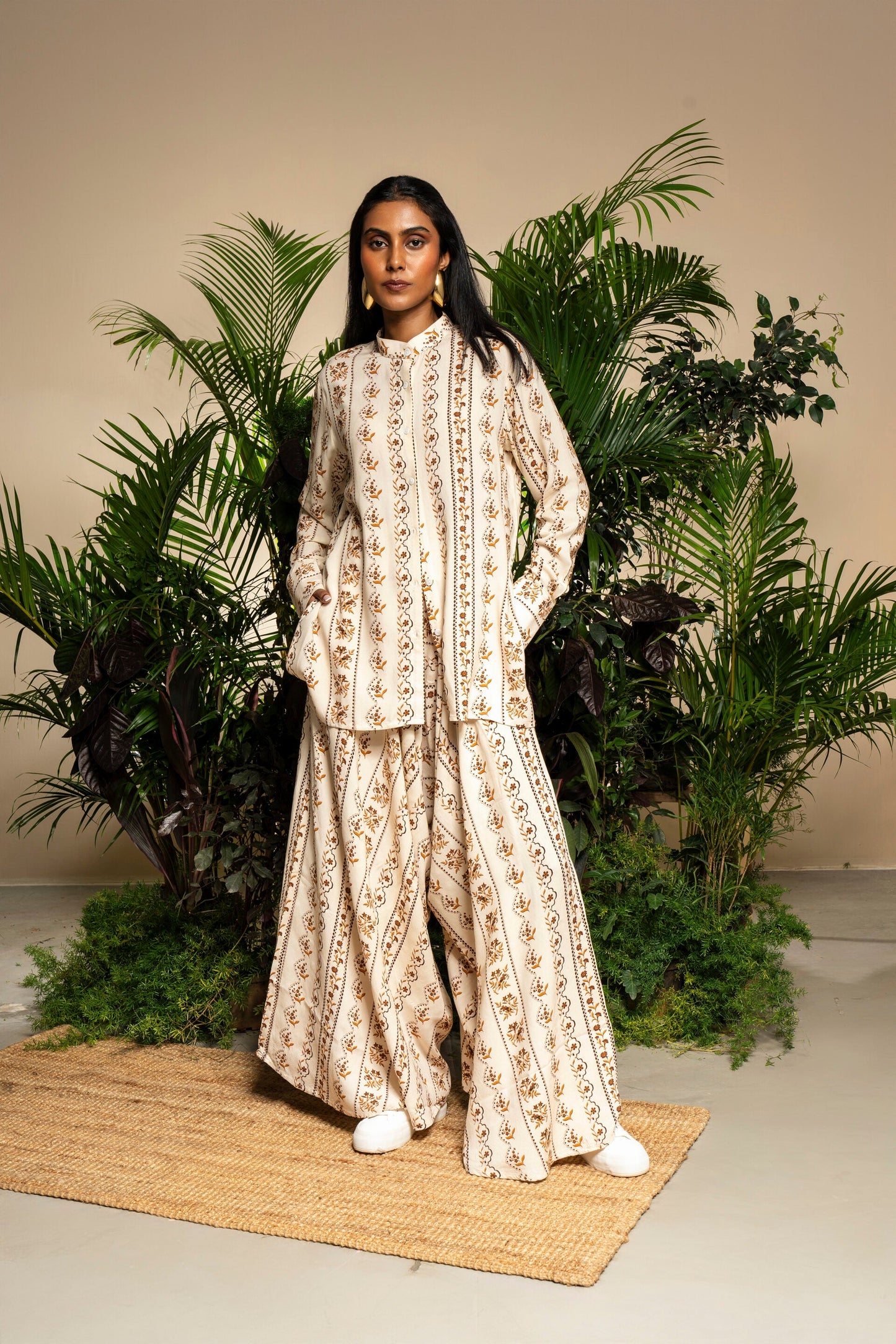 Champagne Riviera Kurta With Draped Pants